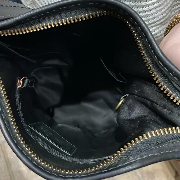 Vintage Coach Shoulder Bag Black Leather